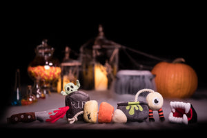 Howling Haunts Ghoulish Grave
